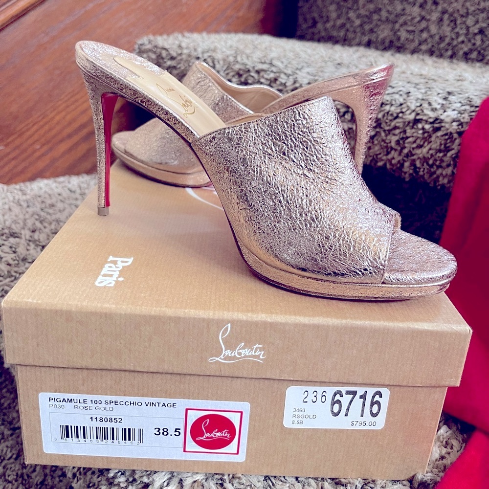 Christian Louboutin Pigamule